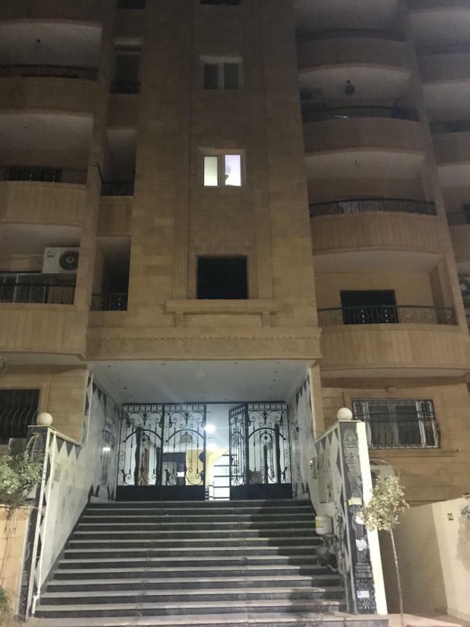 5 Stars Cairo